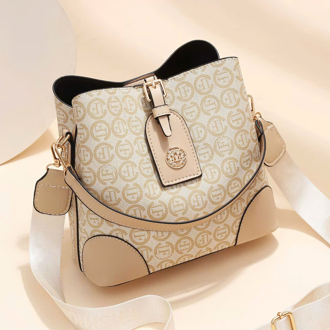 Túi đeo chéo đơn thiết kế mới 2025